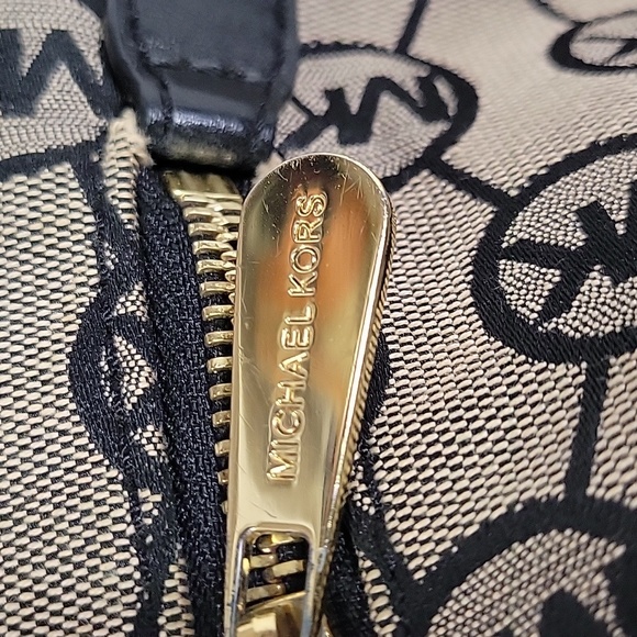 Michael Kors Gray Black Signature Handbag Purse Satchel - Picture 3 of 15